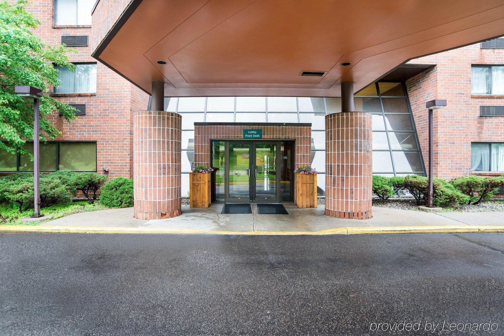 エンビジョン ホテル セントポール サウス South Saint Paul エクステリア 写真
