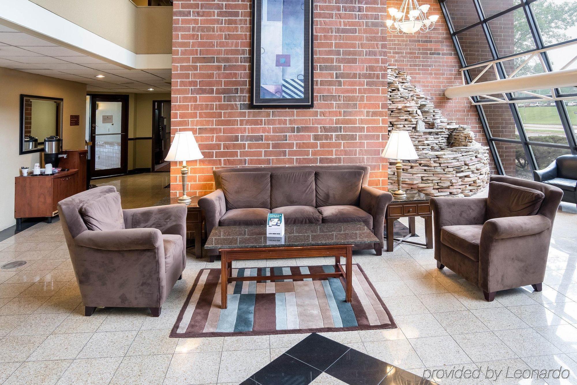 エンビジョン ホテル セントポール サウス South Saint Paul エクステリア 写真